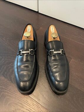 Men’s Salvatore Ferragamo Black Leather Horsebit Loafers